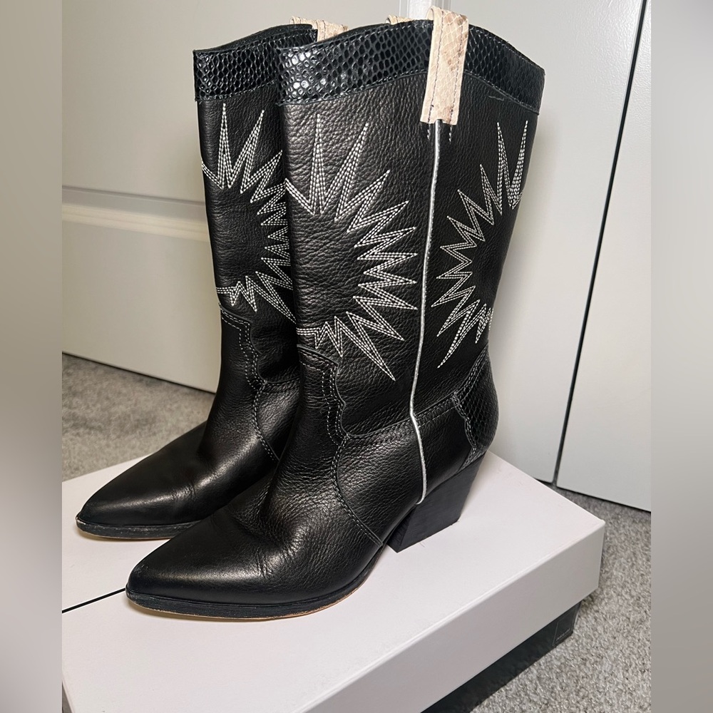 Dolce Vita Lawson Boots Size 8